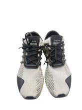 Load image into Gallery viewer, adidas Y-3 Runner 4D Black White (Pre-Owned) SZ 6
