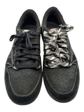 Load image into Gallery viewer, Jordan 1 Retro Low OG SP Travis Scott Black Phantom (Pre-Owned) (Damaged Box) SZ 8.5
