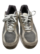 Load image into Gallery viewer, New Balance 990v3 MiUSA Levi&#39;s Elephant Skin (Pre-Owned) SZ 9
