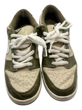 Load image into Gallery viewer, Nike Dunk Low Light Stone (Pre-Owned) SZ 9
