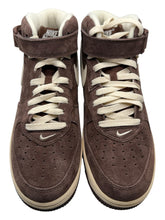 Load image into Gallery viewer, Nike Air Force 1 Mid QS Chocolate DS SZ 7.5
