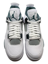 Load image into Gallery viewer, Jordan 4 Retro Oxidized Green (DS) SZ 8.5
