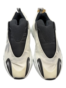 adidas Yeezy Boost 700 MNVN Laceless Analog (DS) SZ 8.5