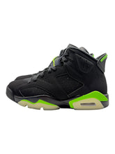 Load image into Gallery viewer, Jordan 6 Retro Electric Green (Pre-Owned) SZ 7

