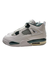 Load image into Gallery viewer, Jordan 4 Retro Oxidized Green (DS) SZ 8.5
