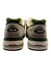 Load image into Gallery viewer, New Balance 991 Patta (Pre-Owned) SZ 9
