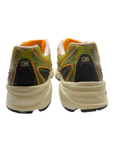 Load image into Gallery viewer, New Balance 740 Concepts Saignée DS SZ 8.5
