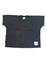 Load image into Gallery viewer, Social Services Cropped Tee Black
