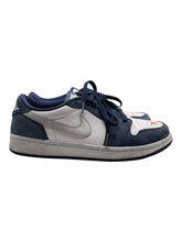 Load image into Gallery viewer, Jordan 1 Low SB Midnight Navy (Pre-Owned) SZ 8.5
