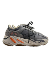 Load image into Gallery viewer, adidas Yeezy Boost 700 Magnet (Pre-Owned) SZ 8.5
