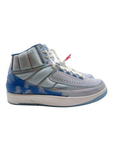 Load image into Gallery viewer, Jordan 2 Retro J Balvin DS SZ 7
