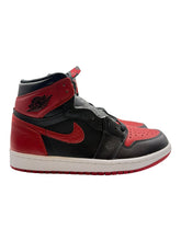 Load image into Gallery viewer, Jordan 1 Retro High Bred Banned (2016) DS SZ 7
