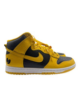 Load image into Gallery viewer, Nike Dunk High Wu-Tang (2024) DS SZ 8.5
