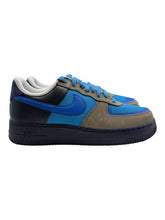 Load image into Gallery viewer, Nike Air Force 1 Low SP Stash (2024) DS Size 8
