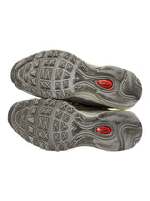 Load image into Gallery viewer, Nike Air Max 98 Supreme Snakeskin (Pre-Owned)
