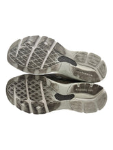 Load image into Gallery viewer, New Balance 990v3 MiUSA Levi&#39;s Elephant Skin (Pre-Owned) SZ 9
