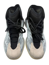 Load image into Gallery viewer, adidas YZY QNTM BSKTBL (Performance Basketball Model) (Pre-Owned) SZ 9

