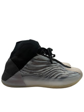 Load image into Gallery viewer, adidas YZY QNTM BSKTBL (Performance Basketball Model) (Pre-Owned) SZ 9
