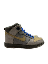 Load image into Gallery viewer, Nike Dunk High Coraline (Pre-Owned) SZ 7 Rep Box
