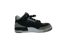 Load image into Gallery viewer, Jordan 3 Retro Black Cement (2011) (Pre-Owned)
